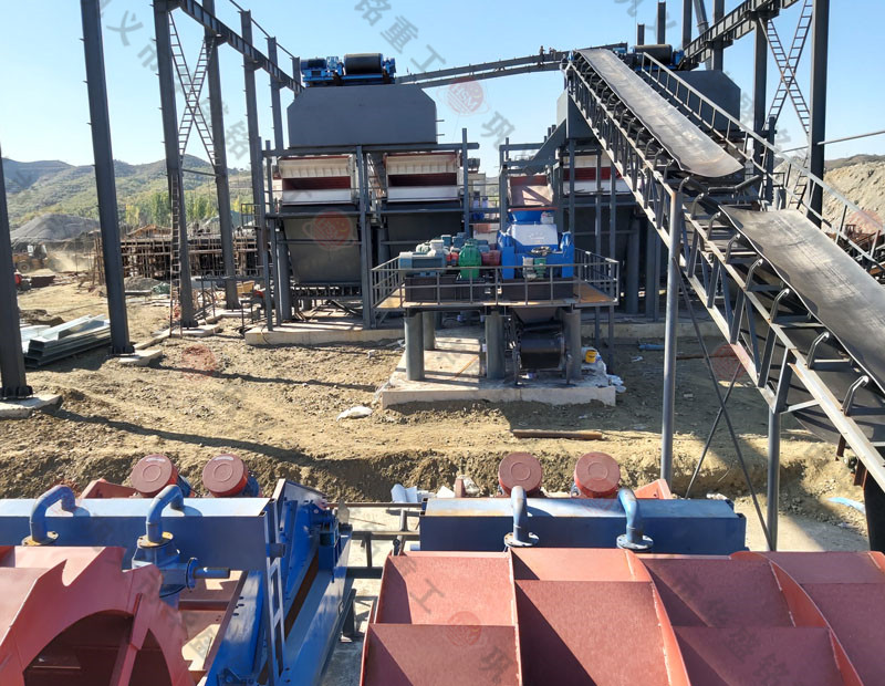 �r(sh��)�a(ch��n)200����ʯ�C(j��)�������Z��ʯ��ɰ�C(j��)�����Xһ�_(t��i)��